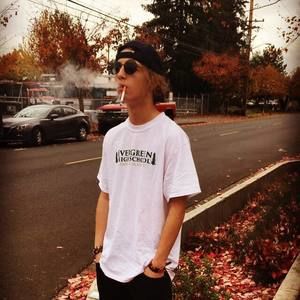 Meet your Posher, Justin